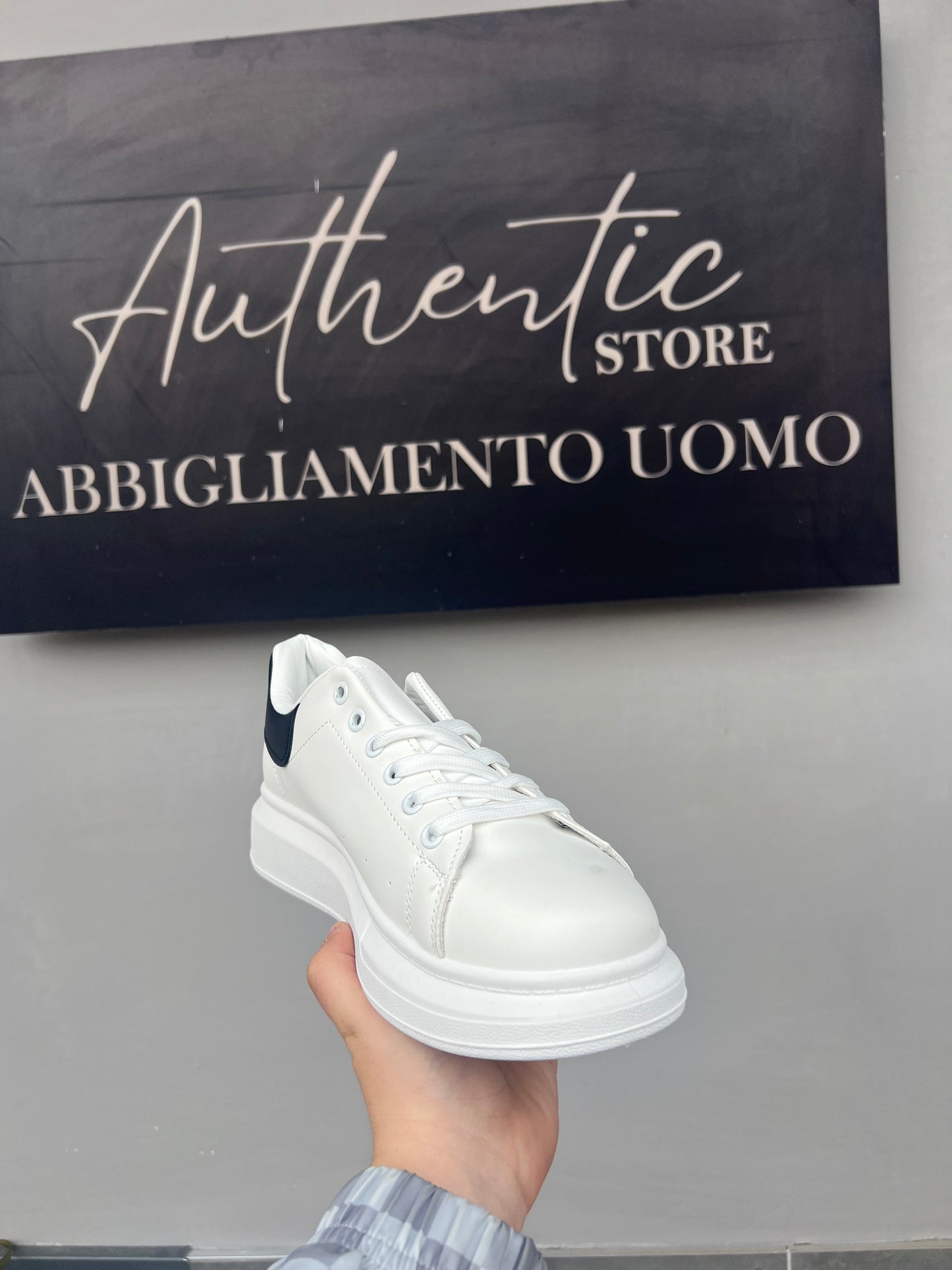 SNEAKERS AUTHENTIC BIANCA