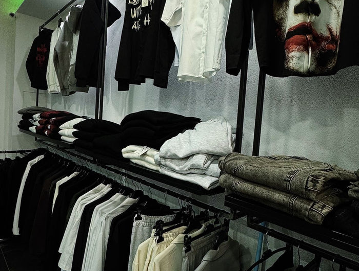 <h2>NEW COLLECTION</h2>